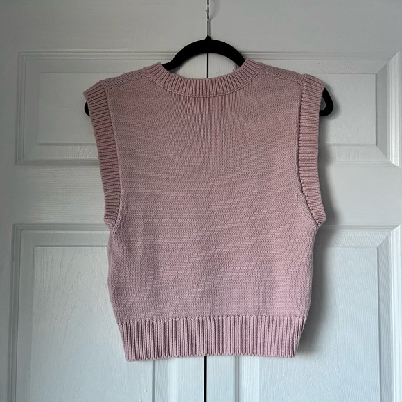 🌸 Aritzia Wilfred - Merino Wool Blend Fitted Sweater Vest, High Neck - Pink - Picture 6 of 8